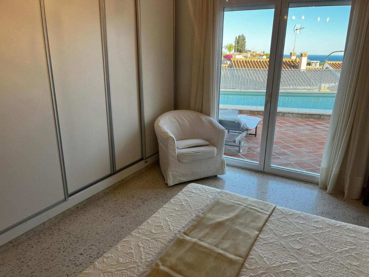 Habitaciones En Casa Miguel Caleta De Velez Eksteriør bilde