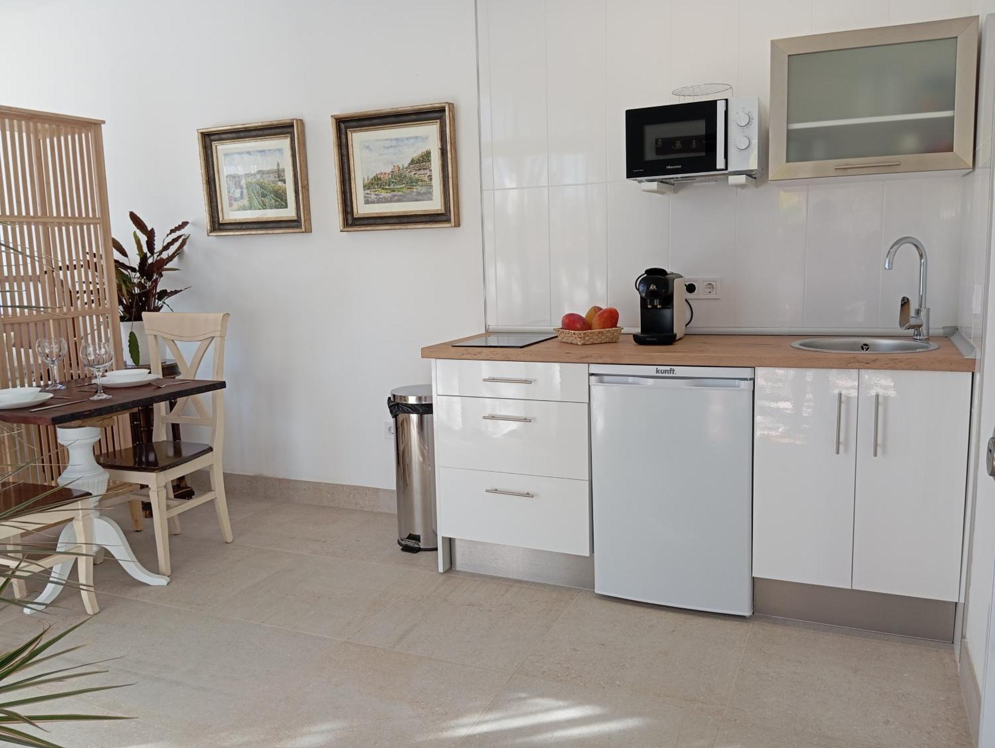 Habitaciones En Casa Miguel Caleta De Velez Eksteriør bilde