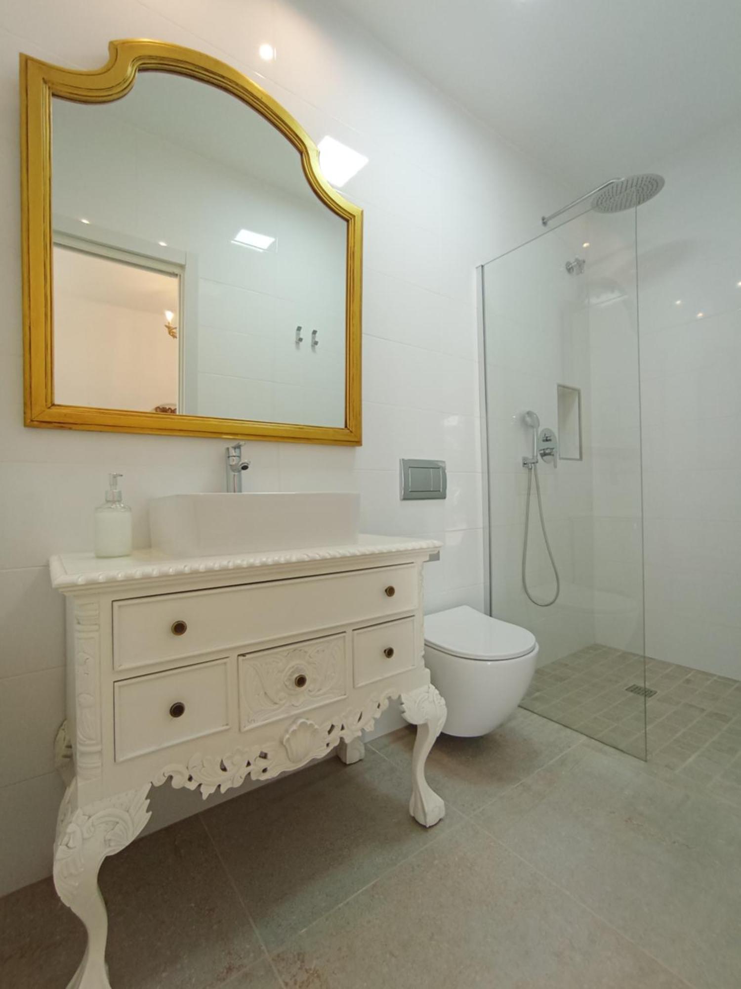 Habitaciones En Casa Miguel Caleta De Velez Eksteriør bilde